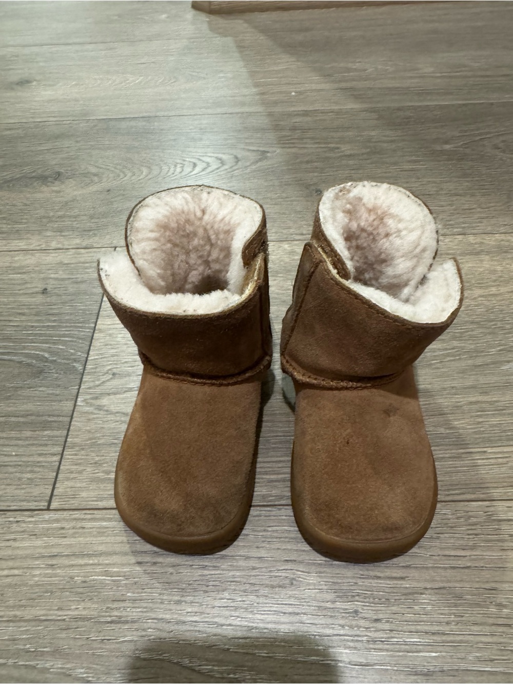 UGG Kids Chestnut Shearling-Lined Classic Boot